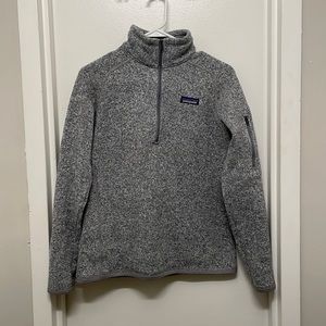 Patagonia 3/4 zip. In excellent condition!